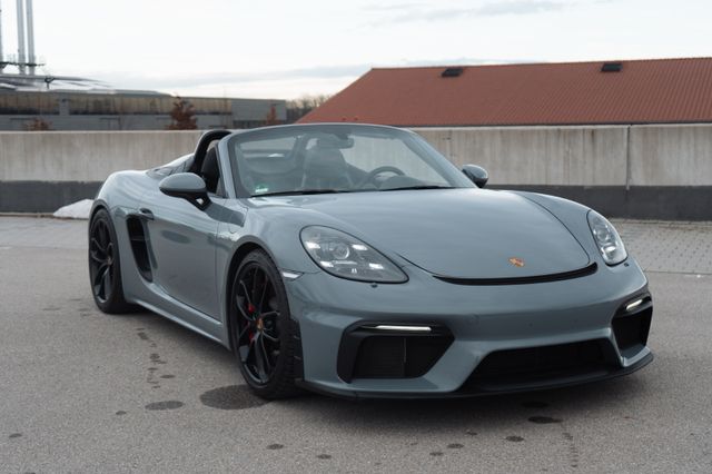 Porsche 718 Spyder /Burmester/Vollschalensitze/Carbon