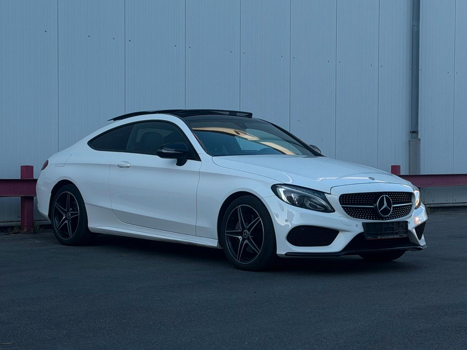 Mercedes-Benz C 220d Coupe Amg/Panorama/Kamera/Navi/LED/SHZ