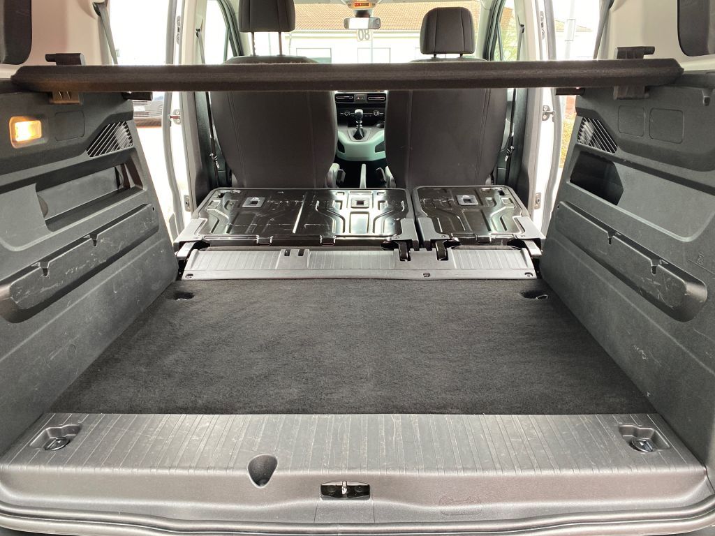 Fahrzeugabbildung Citroën Berlingo M PureTech 110 LIVE *Einparkhilfe*