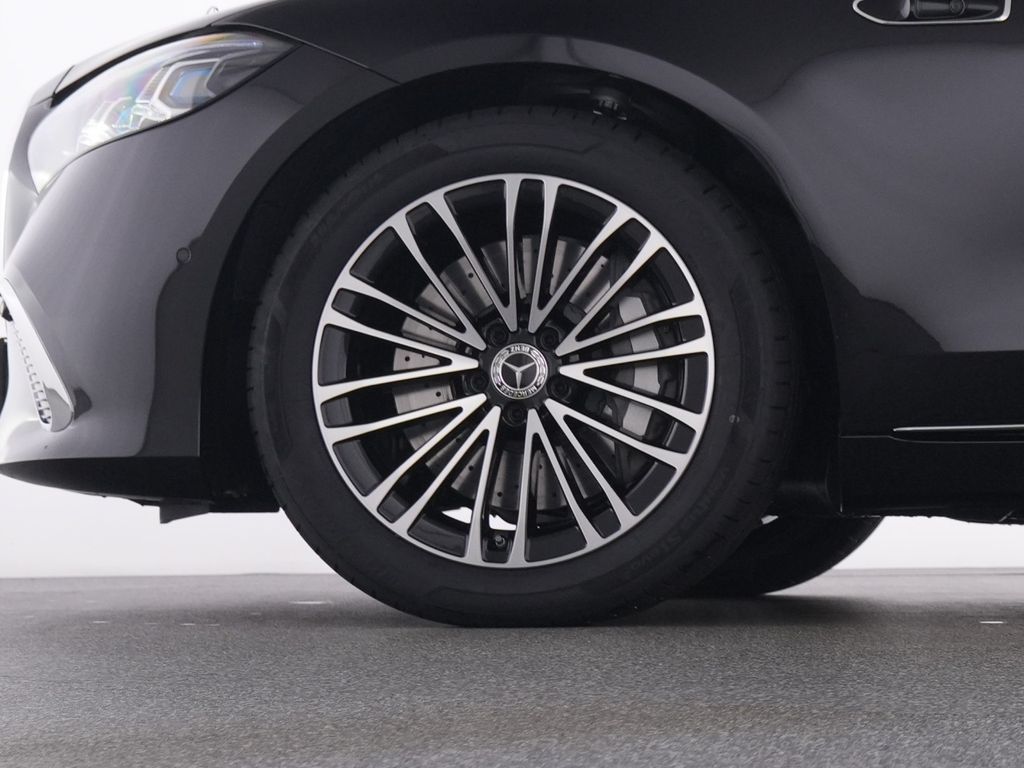 MERCEDES-BENZ S-Class 2026