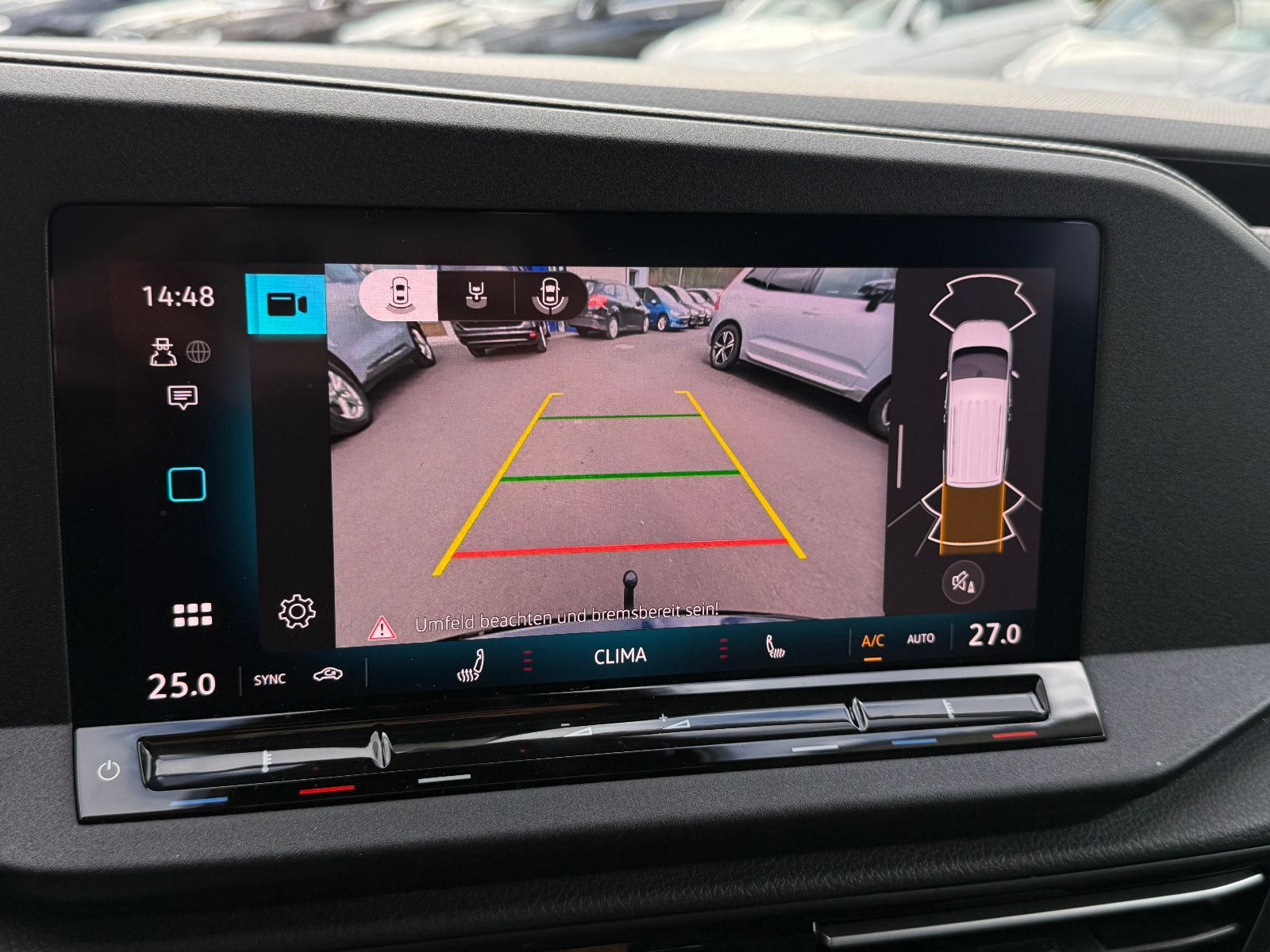 Fahrzeugabbildung Volkswagen Caddy Life Maxi TSI DSG ACC AHK LED Kamera Sthz