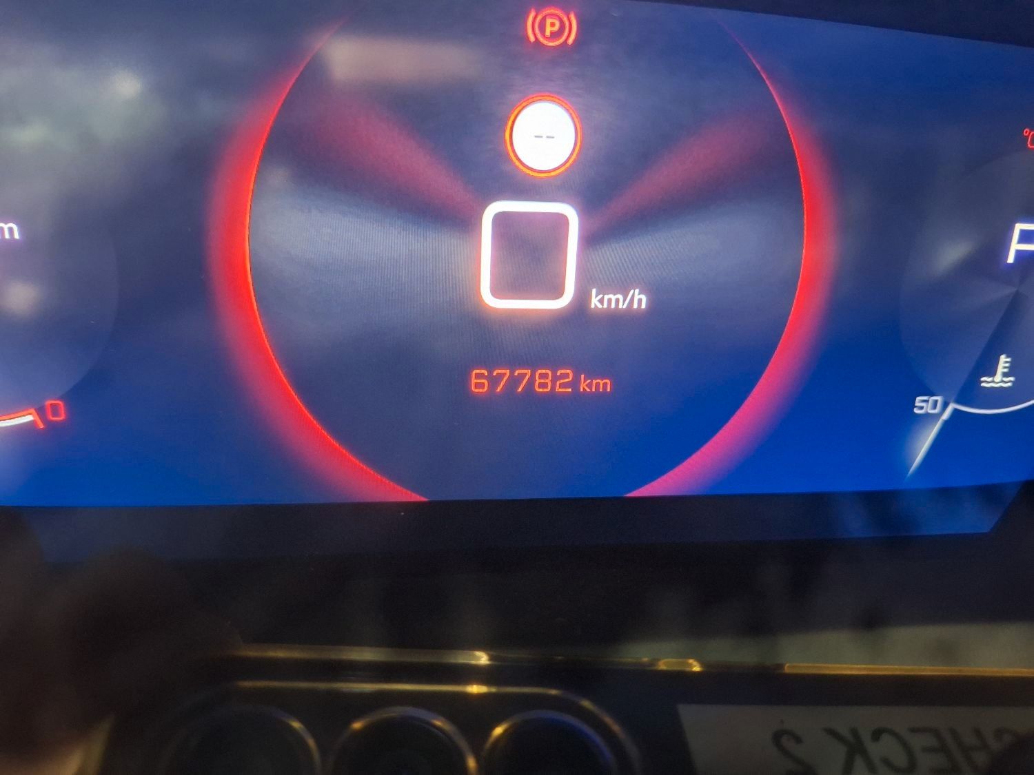 Fahrzeugabbildung Peugeot 2008 GT-LINE LED/LEDER/SHZ/PANO/CAM/NAVI