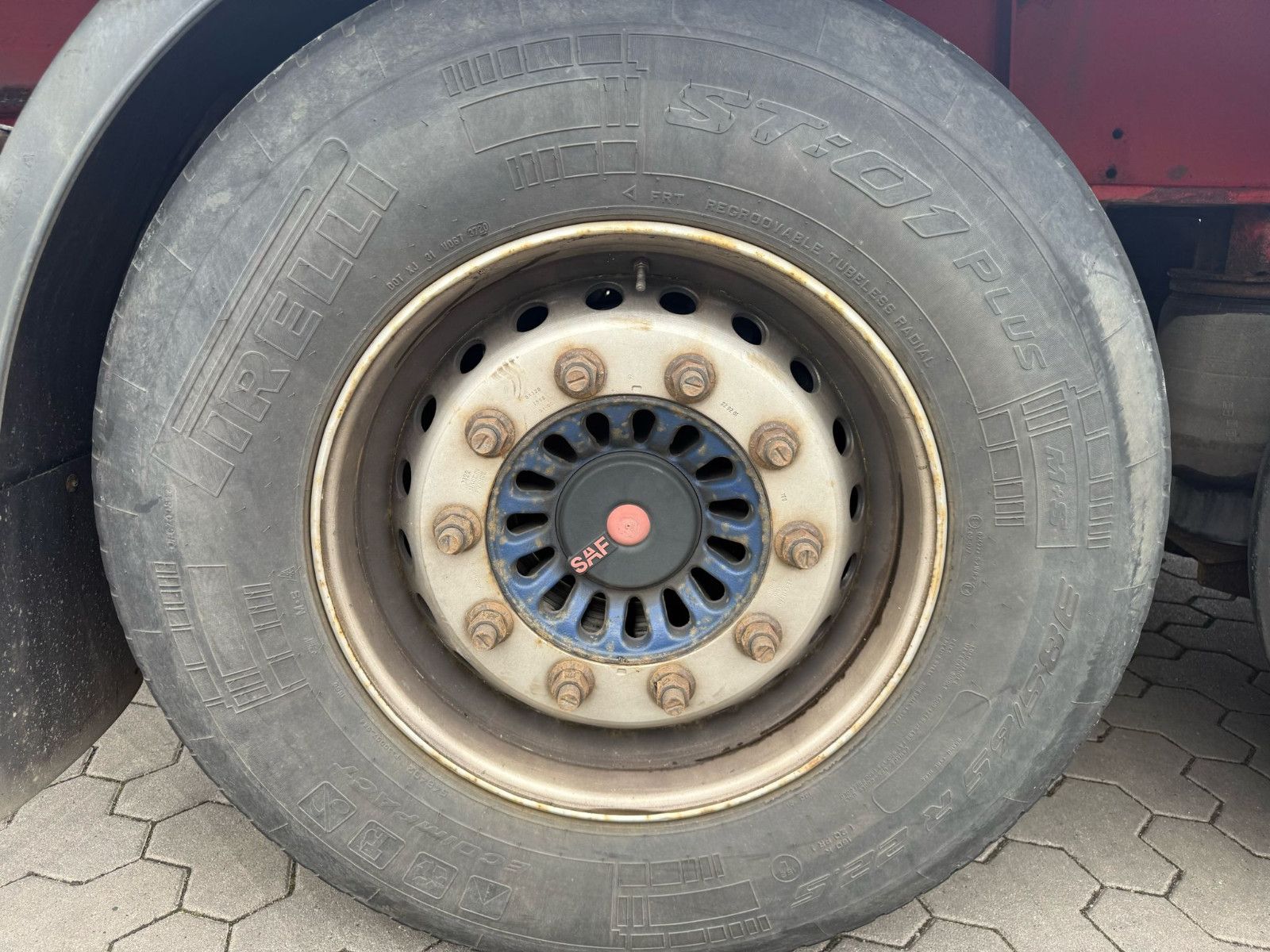 Fahrzeugabbildung Schwarzmüller SPA 3/E Plattform Auflieger mit Schwerlastwinden