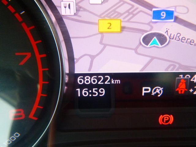Fahrzeugabbildung Audi A4 Avant 35 TFSI >AUT/AHK/NAV/LEDER<