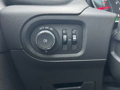 Fahrzeugabbildung Opel Grandland X 1.2 Turbo Innovation Auto. LED AHK