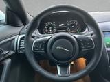 Jaguar F-Type Coupe P300 R-Dyn. Klima Paket Black Pack - Jaguar: D Type
