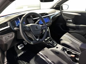 Fotografie 14 des Opel Corsa 1.2 Direct Injection Turbo Automatik GS