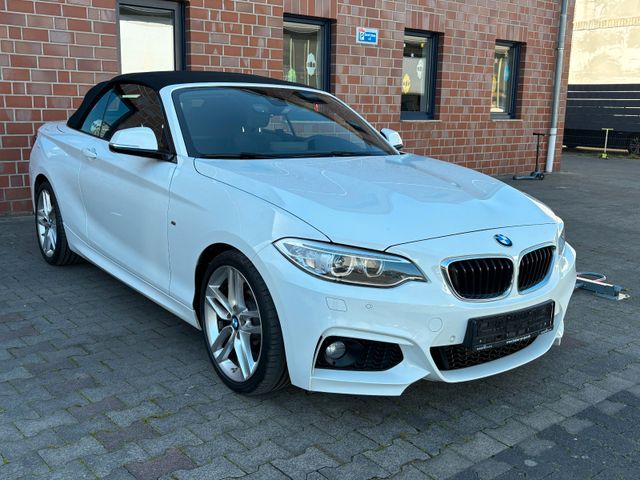 BMW 220i Cabrio Aut. M Sport/Navi-Kamera-Xenon-Pdc