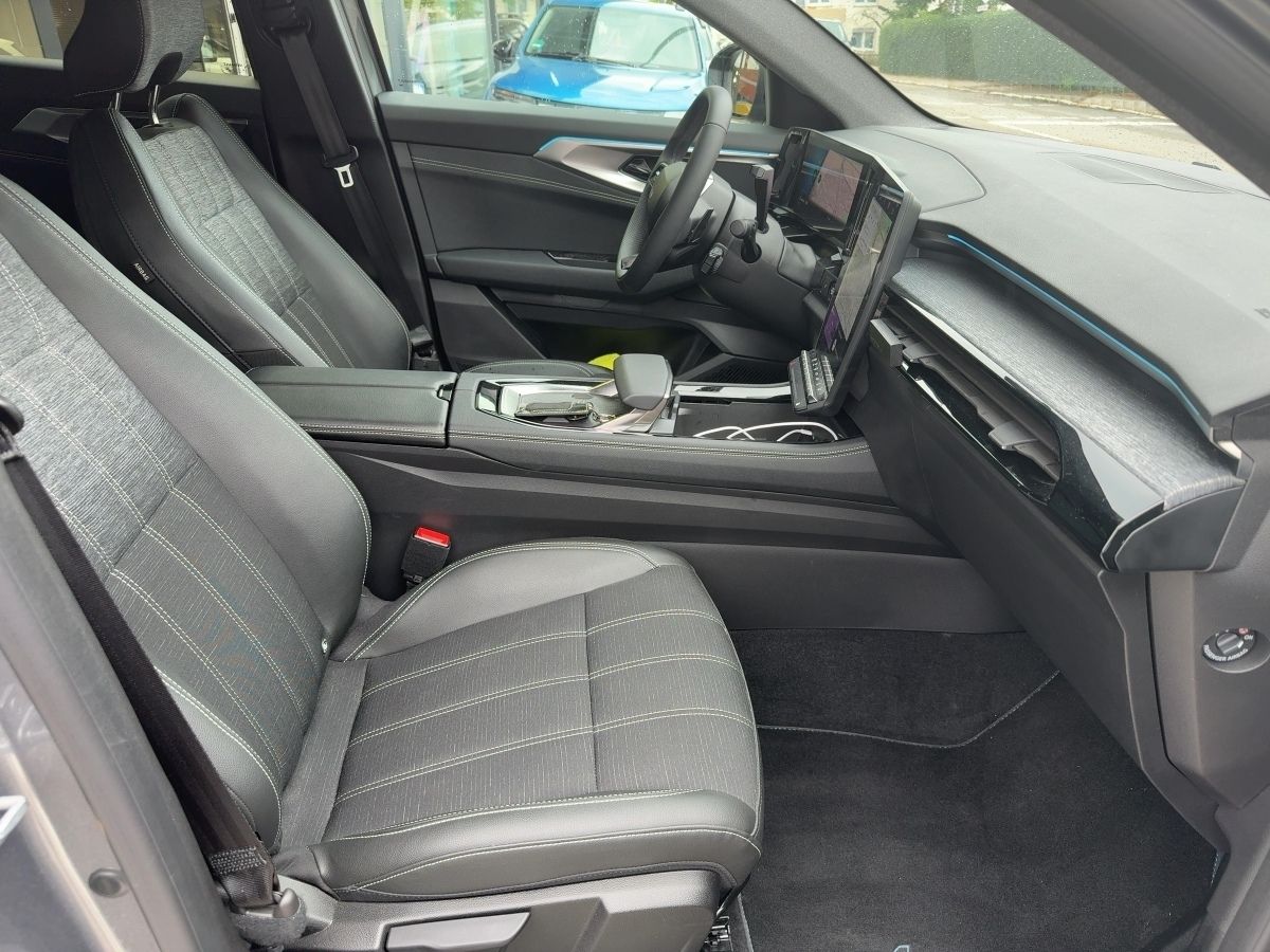 Fahrzeugabbildung Renault Austral Techno Mild Hybrid 160 Aut. el. Heckkl