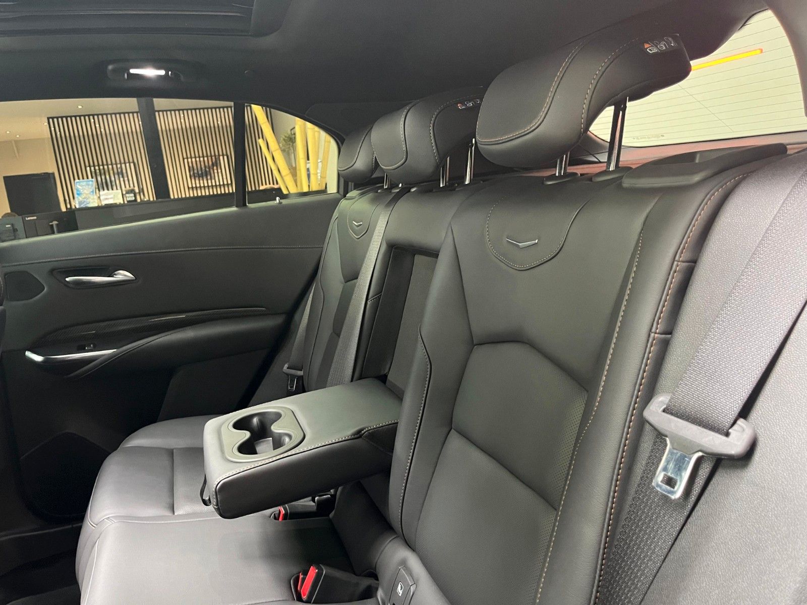 Fahrzeugabbildung Cadillac XT4 Sport AWD