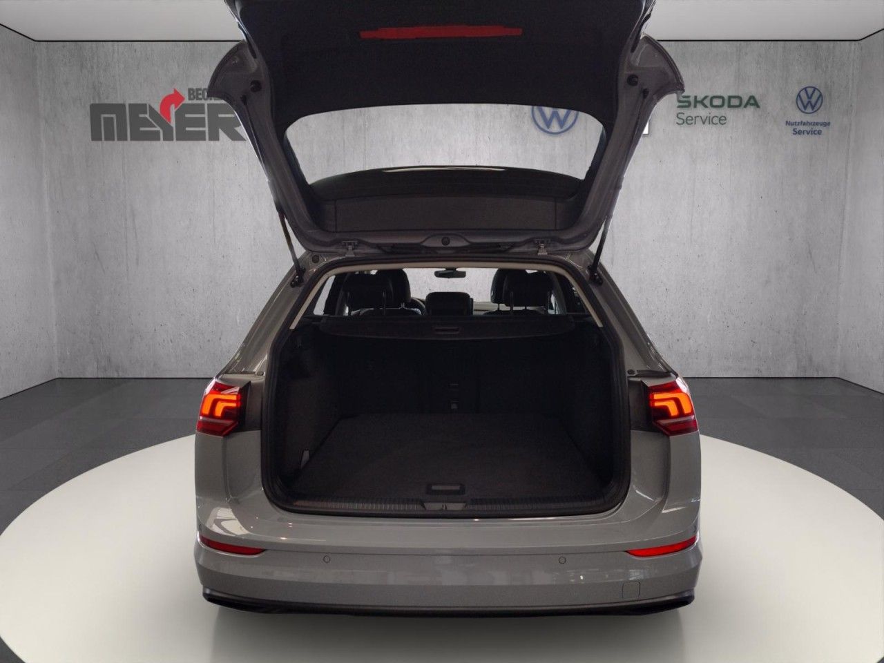 Golf Variant Life 1.5 TSI Klima Einparkhilfe