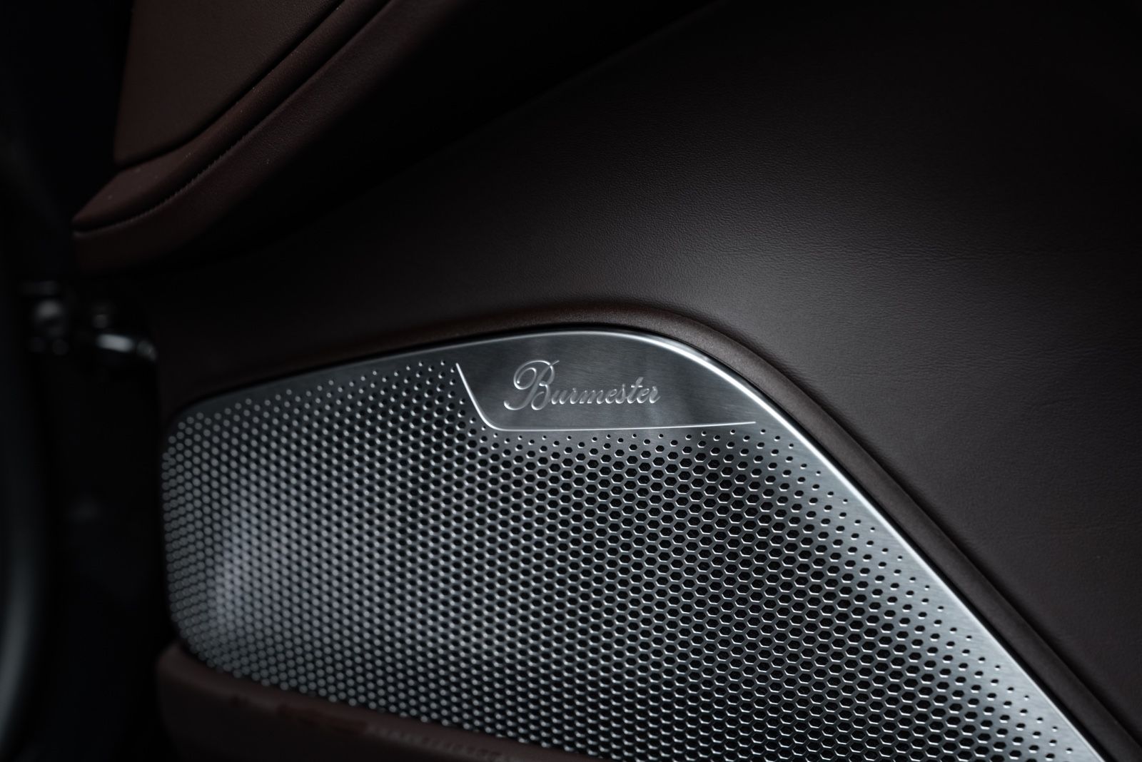 Fahrzeugabbildung Porsche Panamera GTS BURMESTER/PANO/PDLS+/STANDHEIZUNG