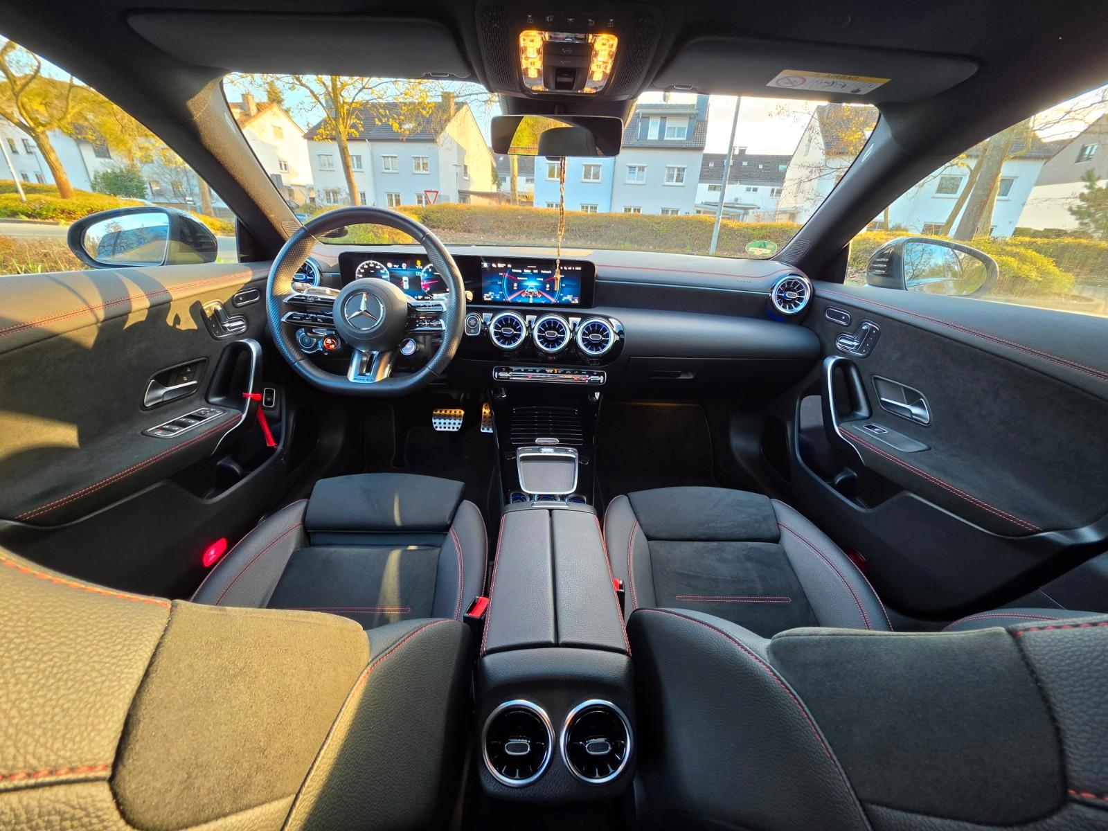Mercedes-Benz CLA 35 AMG SB | HUD | Pano | Garantie | NightP. 