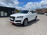 Audi Q7 3.0 TDI quattro S line Sport/Plus BOSE 2HD - Audi Q7: Weiß