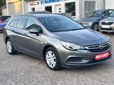 Opel Astra K ST Turbo*73000KM*AHK*SHZ*LHZ* - Opel Astra: Kombi