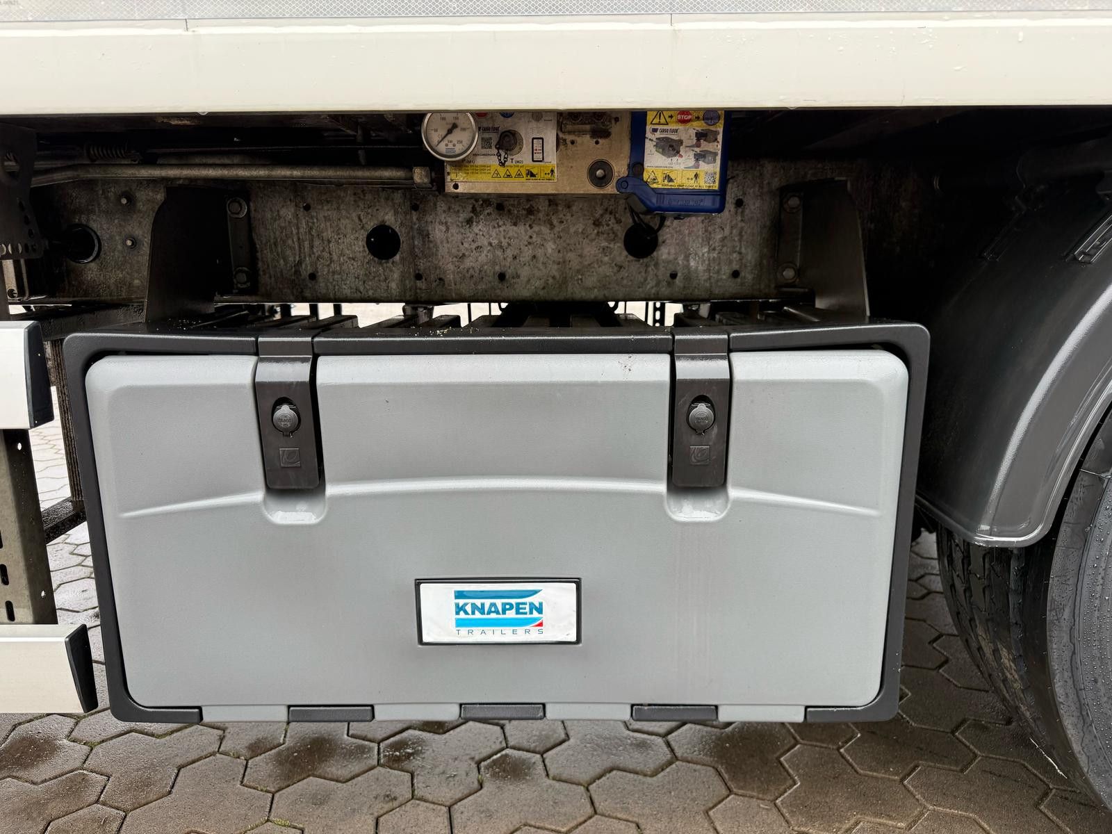Fahrzeugabbildung Knapen K100 Schubboden 71 m³ Powersheet Lenkachse Agrar