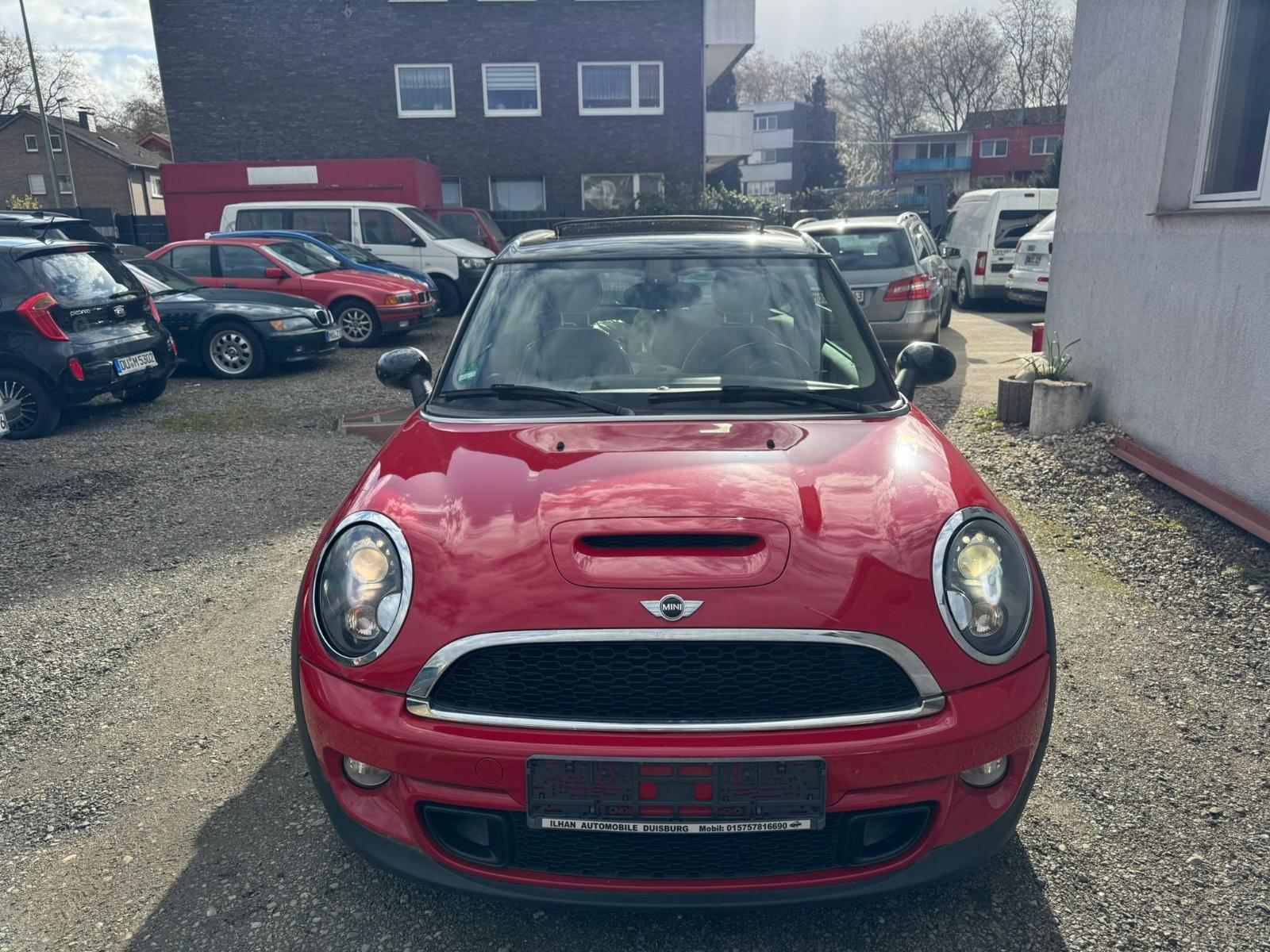 MINI CLUBMAN S-LEDER-NAVI-PANO-STANDSCHADEN!EURO5