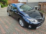 Toyota Auris Start Edition,1.6/Xenon/1-Hand/Park-Assist - gebrauchte Toyota Auris aus dem Jahr 2013