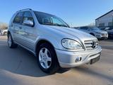 Mercedes-Benz ML 55 AMG*1.HAND*HISTORIE KOMPLETT*U-FREI* - Mercedes-Benz: 55 AMG