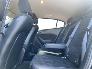 Mazda 3 2.0 SKYACTIV-G 120 Nakama Kam.+SHZ+2xKlima+LM
