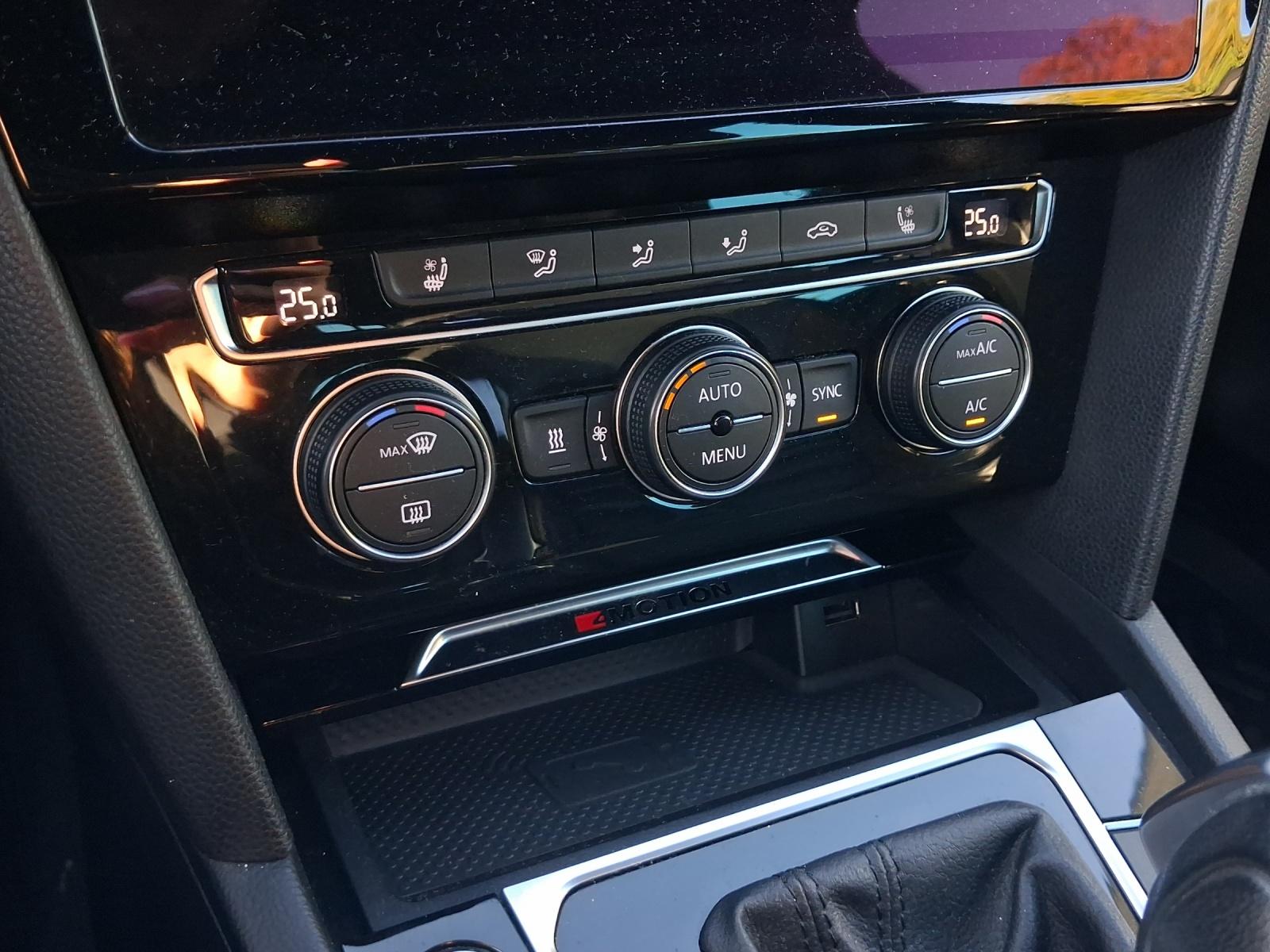 Volkswagen Passat Variant 2,0 l TSI DSG Highline 4Motion