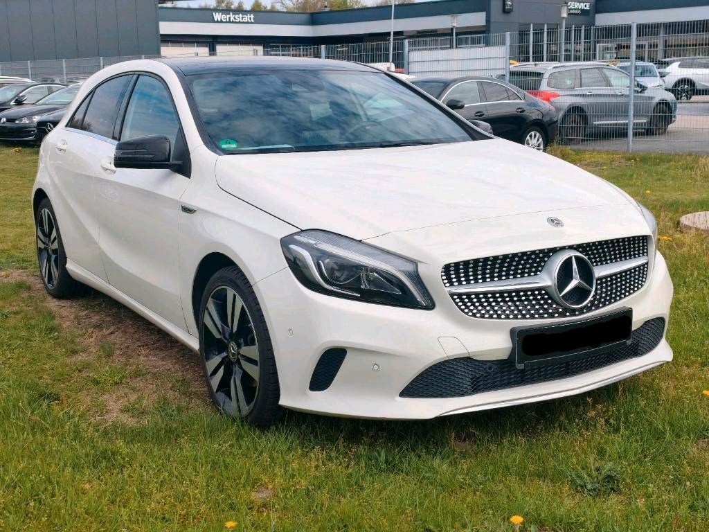 Image of Mercedes-Benz A 220