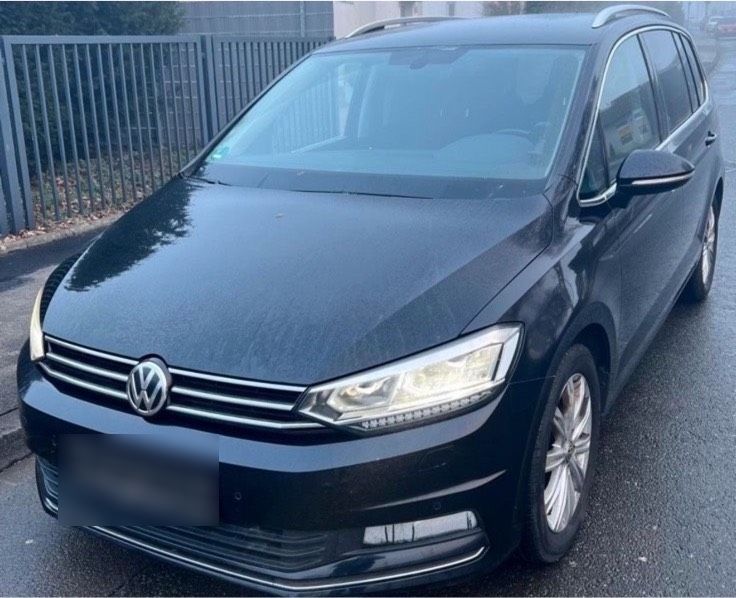 Image of Volkswagen Touran