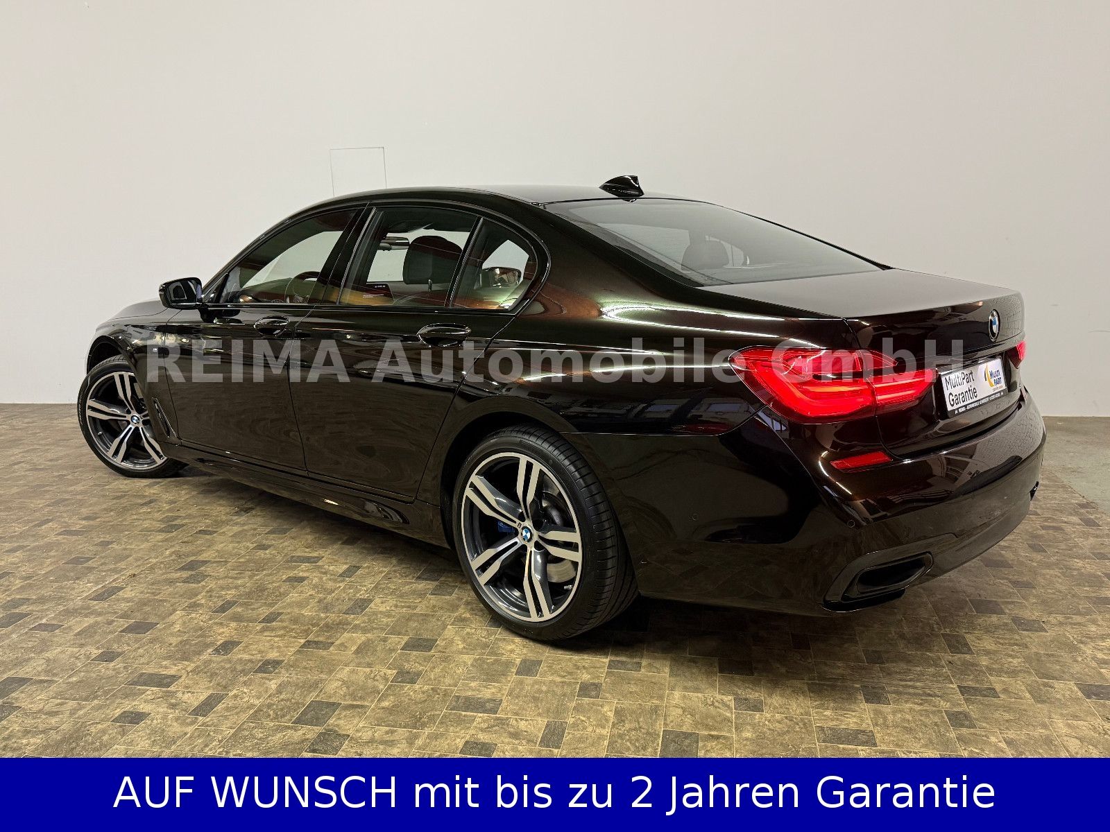 Fahrzeugabbildung BMW 750 d xDrive M-Sport, Laser, Luft, HUD, 360°