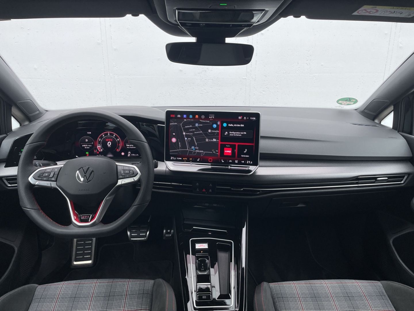 Golf GTI VIII 2.0TSI DSG Black Style Kamera/Navi