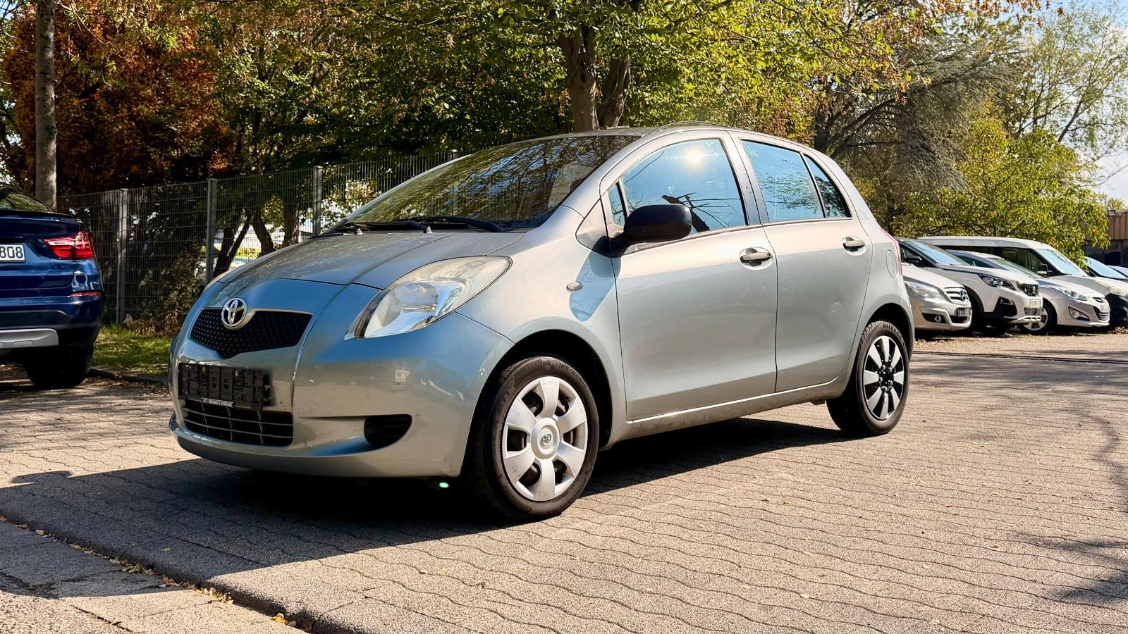 Toyota Yaris Cool 1.0Ltr./TÜV 2028/S-Heft/Klima/5-Türig