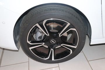 Fotografie des Opel Corsa 1.2 Direct Injection Turbo Automatik GS