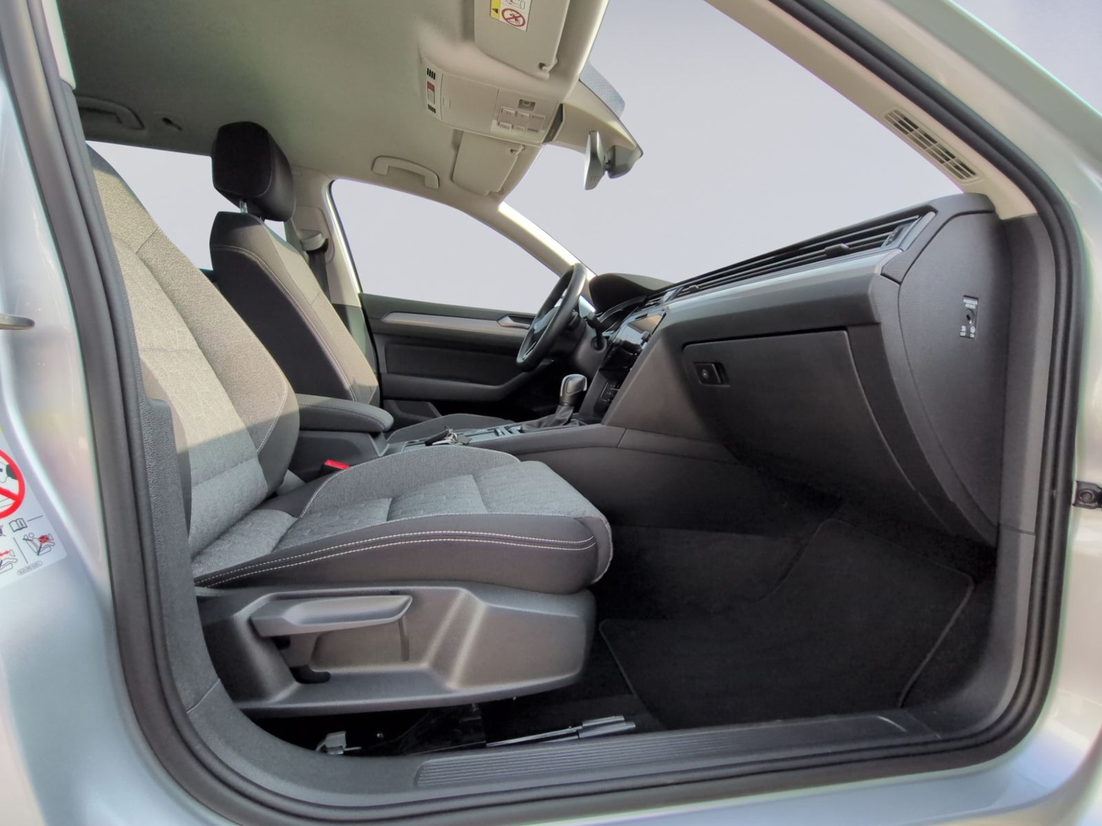 Passat Variant 1.5 TSI  DSG Business AHK+KAMERA