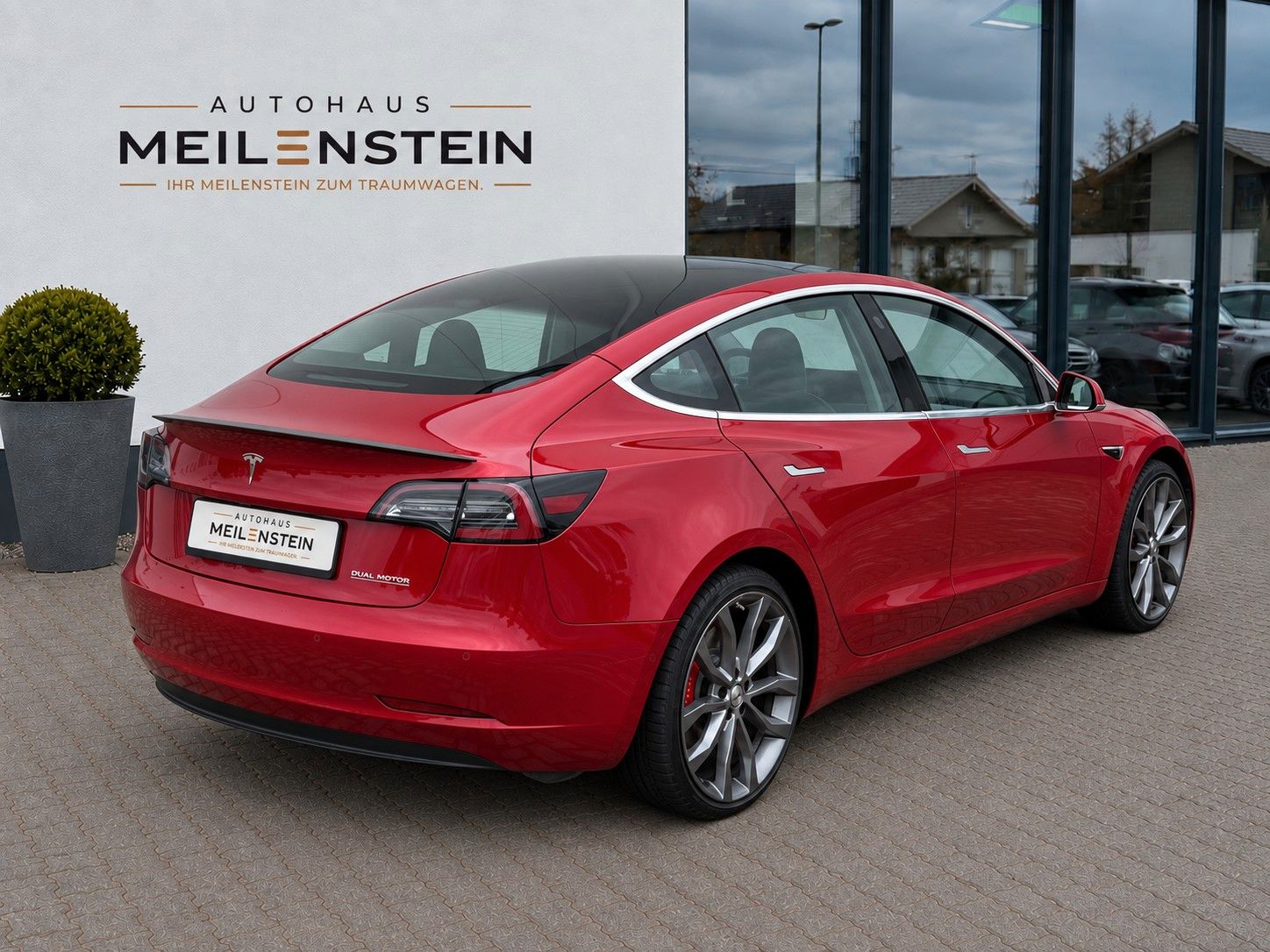 Tesla Model 3 Performance DM AWD UNFALLFREI ACC PANO foto 3