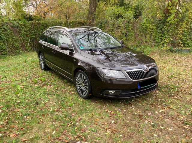 Skoda Superb 2.0 TSI DSG L&K Combi L&K