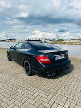 Mercedes-Benz C 63 AMG Coupé Autom - Mercedes-Benz C 63 AMG: Coupé, Schwarz