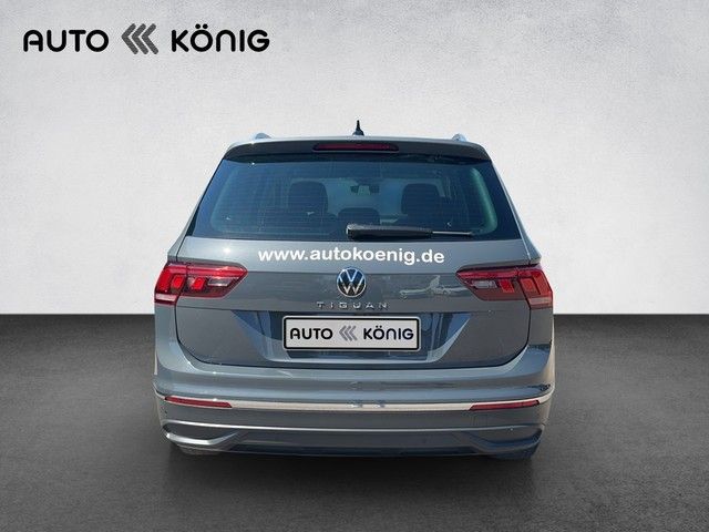 Fahrzeugabbildung Volkswagen Tiguan Active *NAVI*RÜCKFAHRKAMERA*