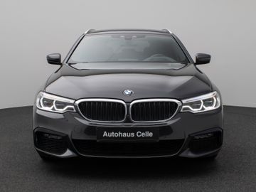 Fahrzeugabbildung BMW 520d xDr Tour HUD DAB Komfortzugang HI-FI