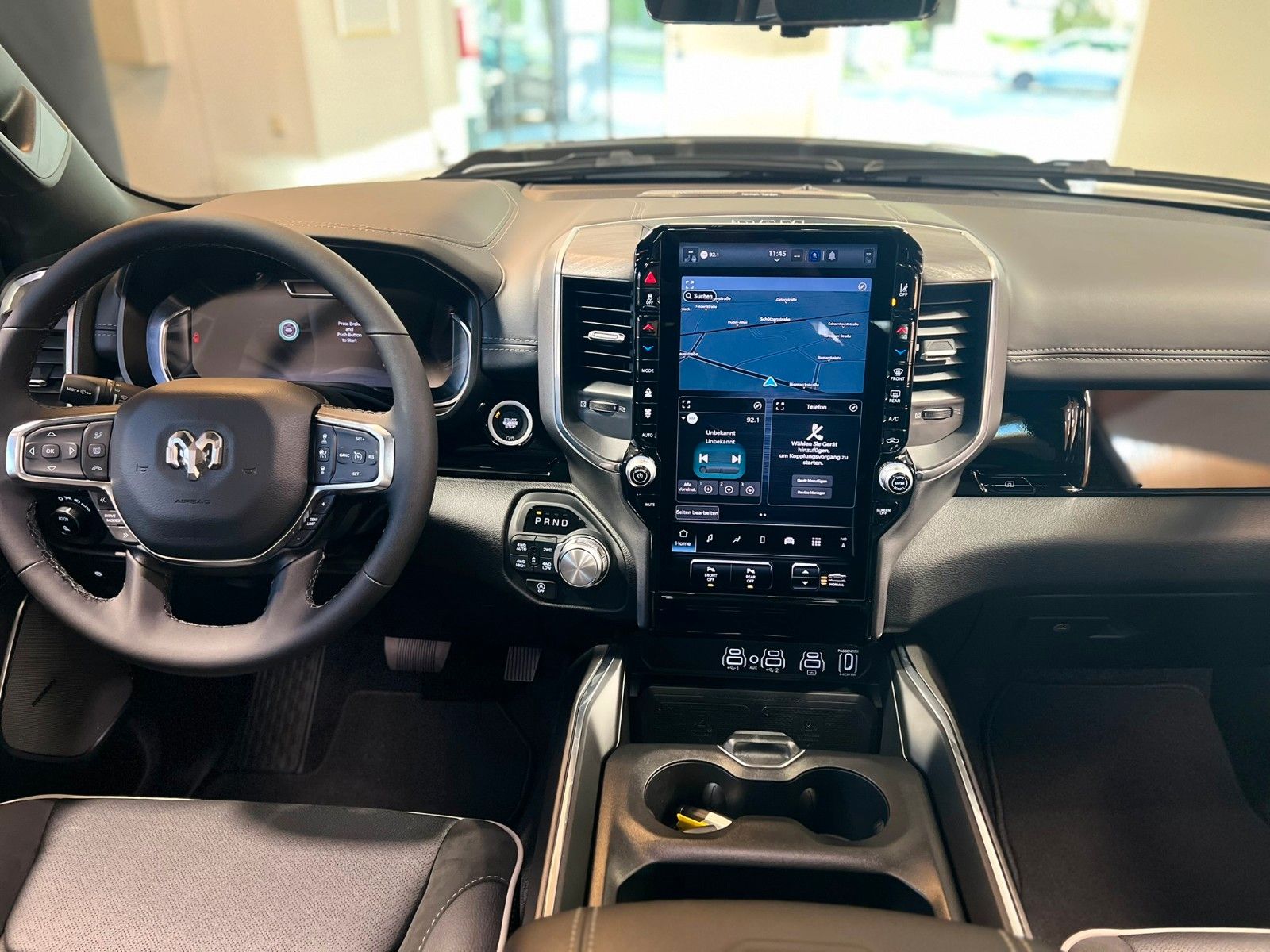 Fahrzeugabbildung Dodge RAM 1500 Laramie Night Premium, *AKTION*