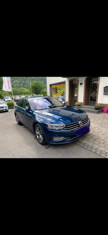 Image of Volkswagen Passat Variant