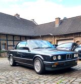 BMW 320i - BMW 320 Cabrio 1988 320i mit Benzin-Antrieb