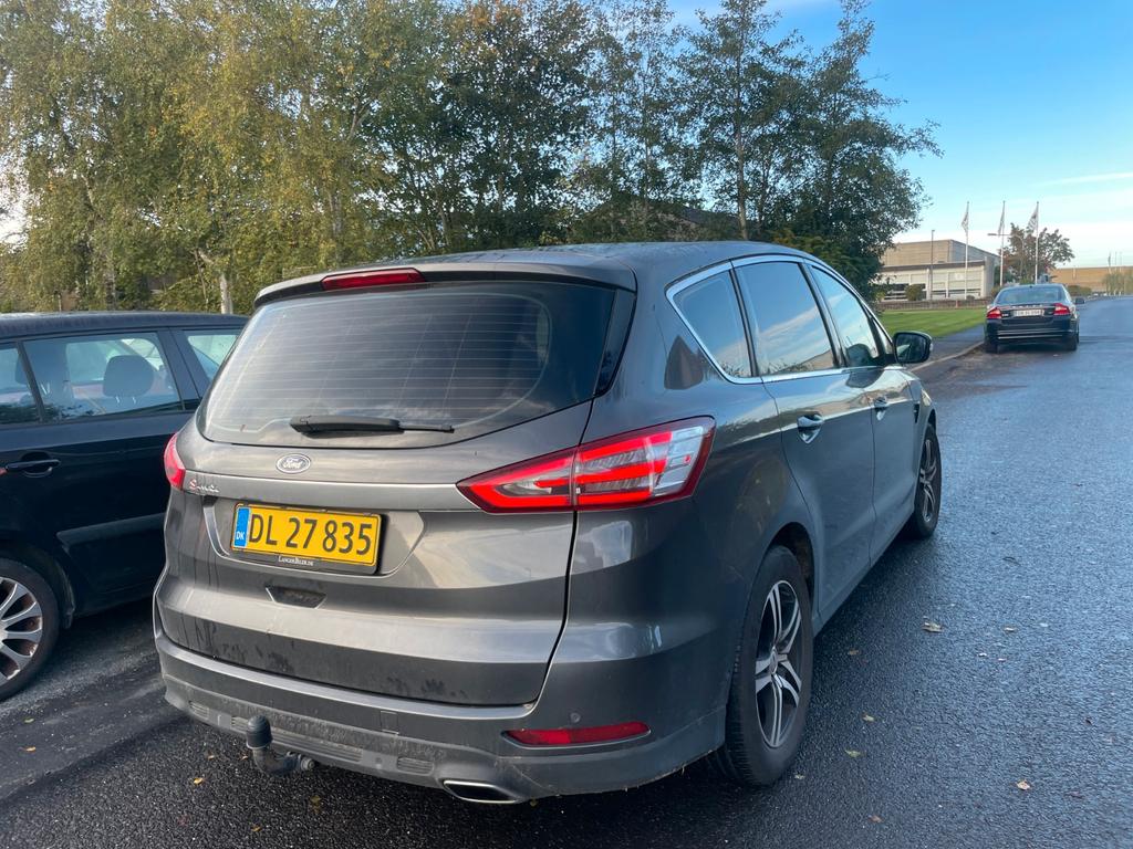 Ford S-Max