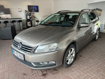 Volkswagen Passat Variant - 1