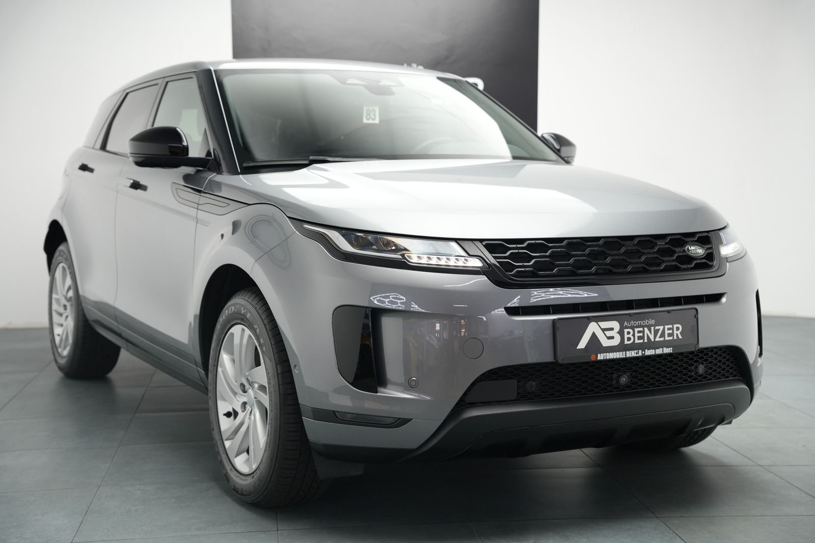 Land-Rover Range Rover Evoque - 1