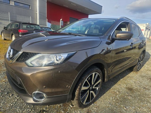 Nissan QASHQAI 1.2 DIG-T TEKNA * PANORAMADACH * LEDER