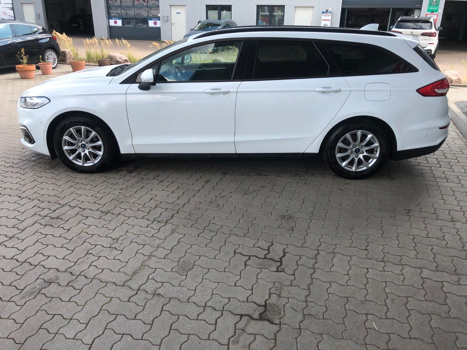 Fahrzeugabbildung Ford Mondeo Turnier Trend 2.0 CRDi