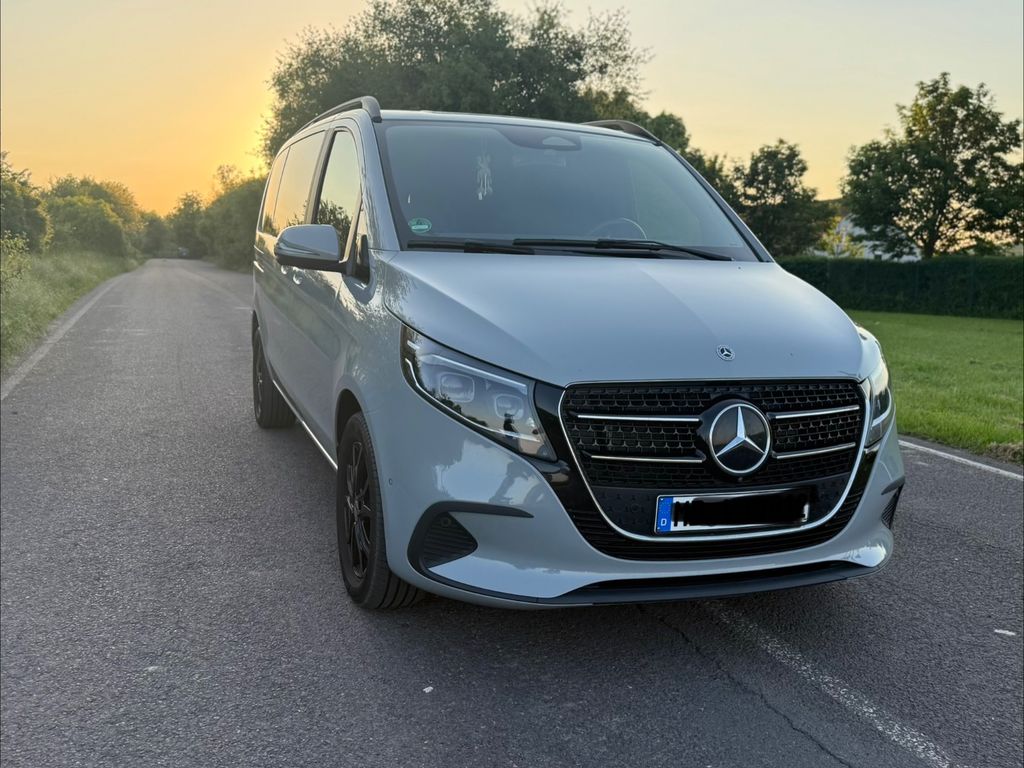Image of Mercedes-Benz V 250