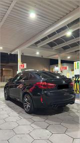BMW X6 M M Edition Black Fire M Edition Black Fire - BMW X6 M mit Panoramadach