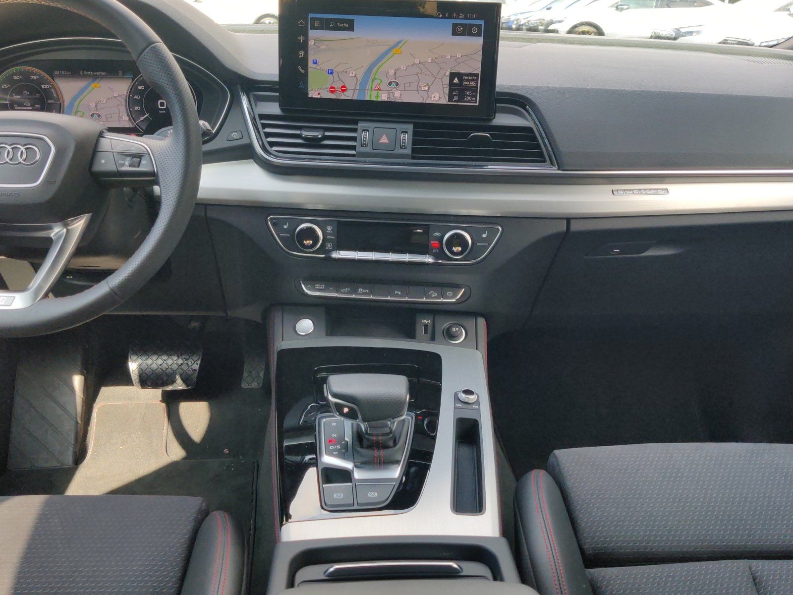 Fahrzeugabbildung Audi Q5 S line business 55 TFSI e quattro AHK,HUD,LM