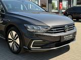 Volkswagen Passat GTE,AHK,R-Kamera,Winter,Travel,Massage - Volkswagen Passat Plug-in Hybrid (PHEV) Gebrauchtwagen