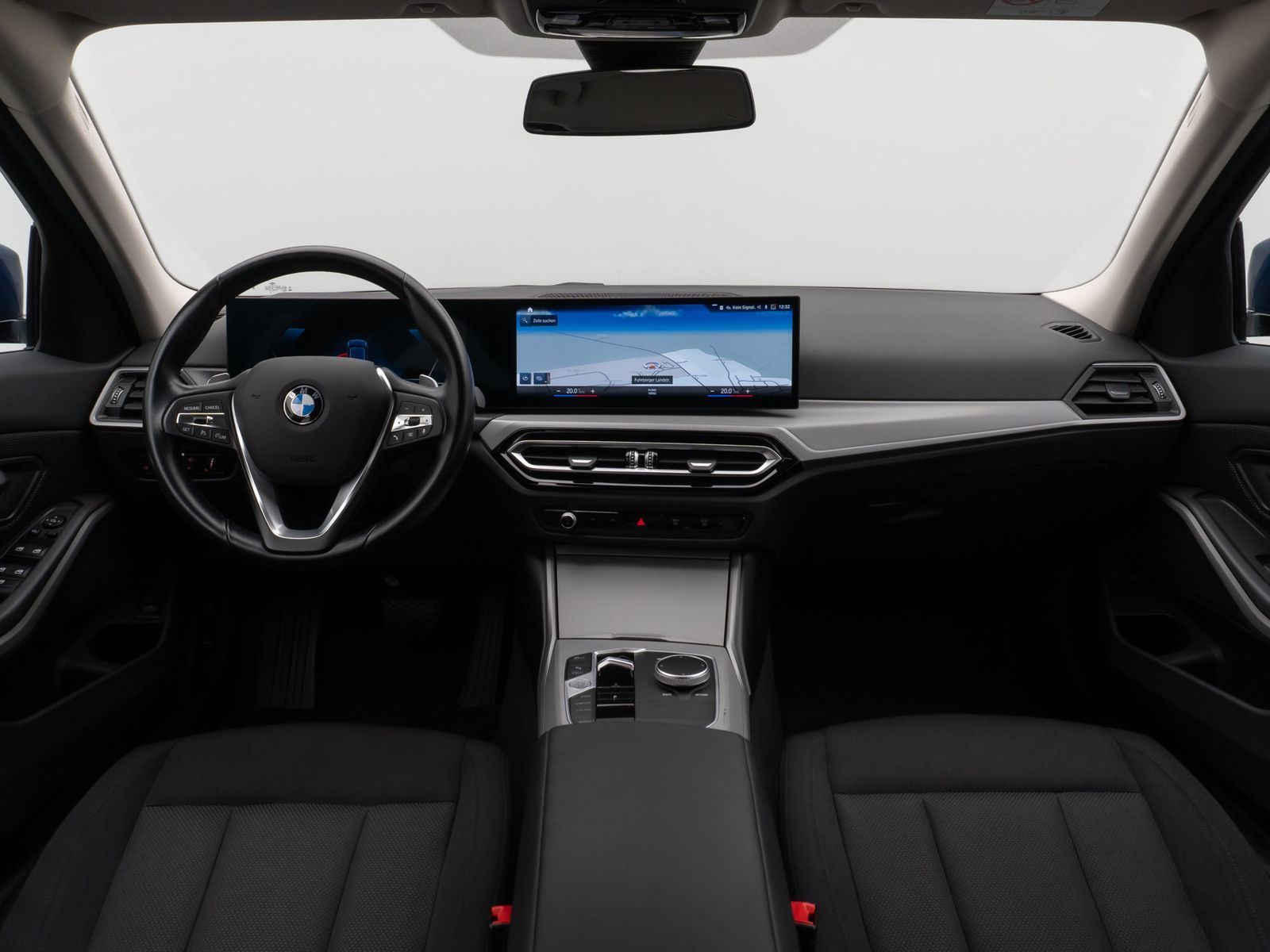 Fahrzeugabbildung BMW 318i DAB CockPit+ Widscreen Geschwindigkeitsreg
